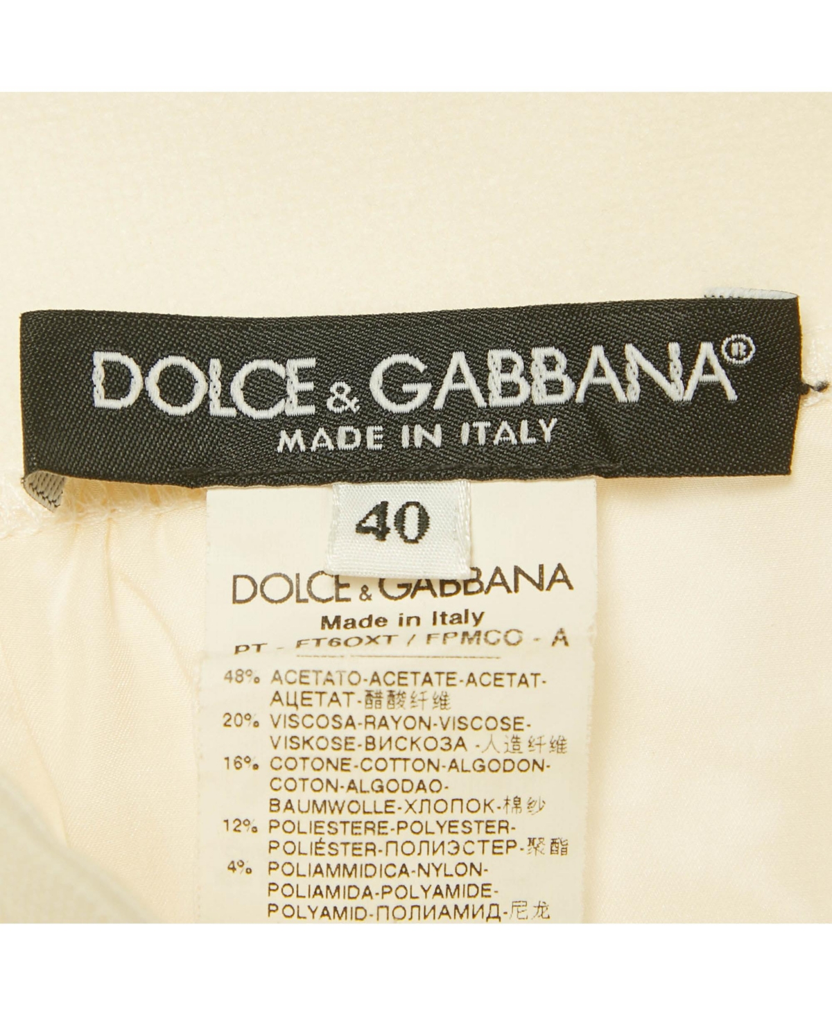 Pre-Owned Dolce & Gabbana Women's White Lace Shorts
