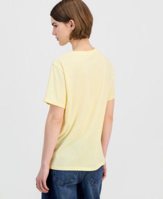 Juniors' Teddy Bear Graphic T-Shirt