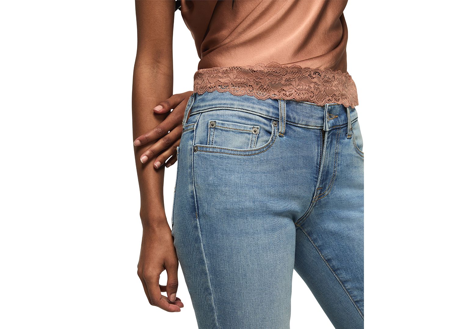 Women's Sweet Mid-Rise Capri Jeans