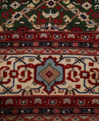 Persian Sarouk 7' 0" x 9' 5" Area Rug