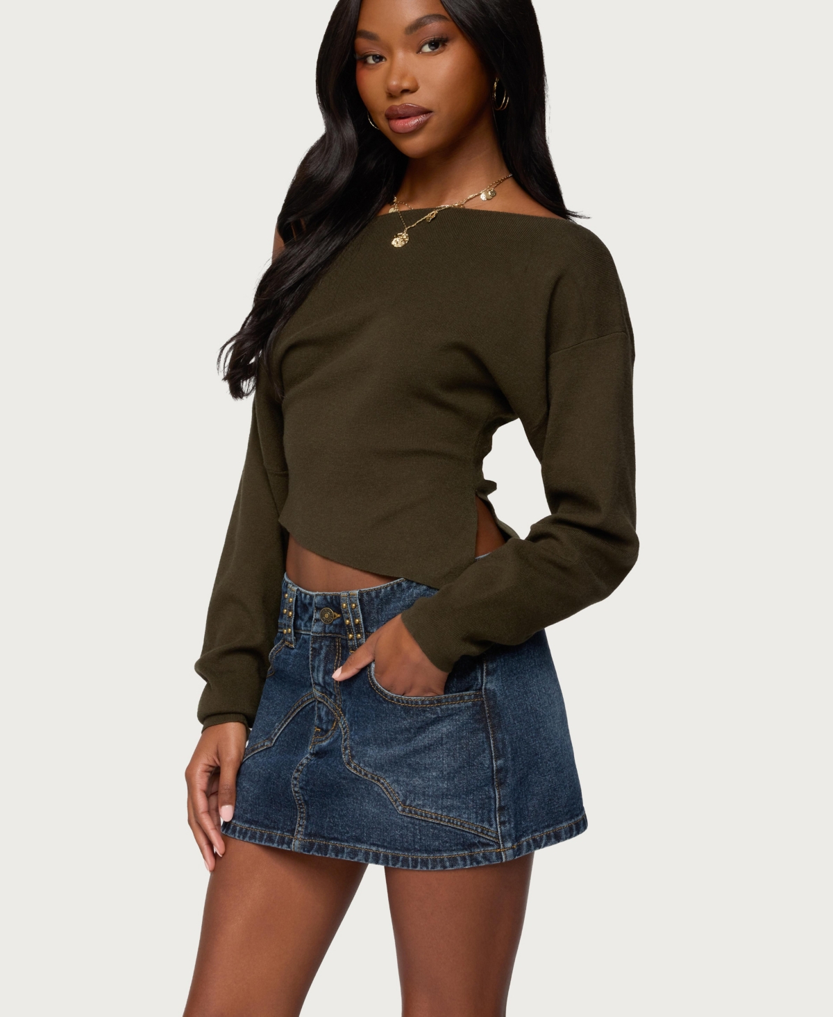 Edikted Women's Chenelle Asymmetric Off Shoulder Sweater