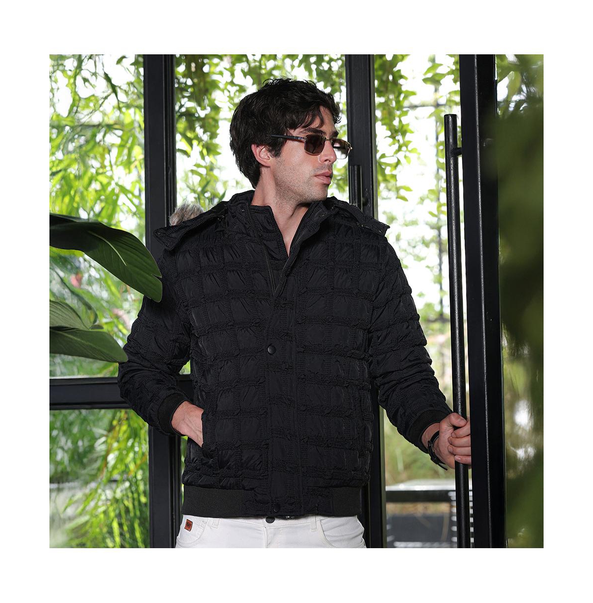 Campus Sutra Men's Obsidian Black Grid-Tactile Puffer Jacket
