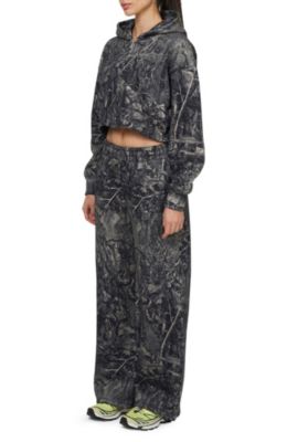 Women's Woodland Blackout Camo Crop Zip Hoodie