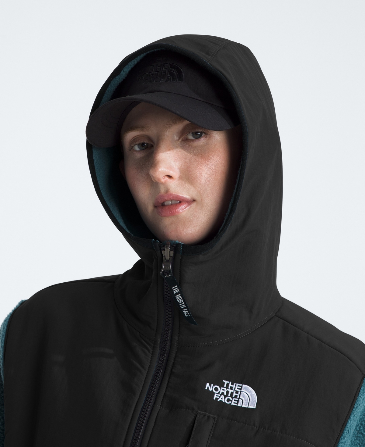 The North Face Women's Retro Denali Long Sleeve Hoodie