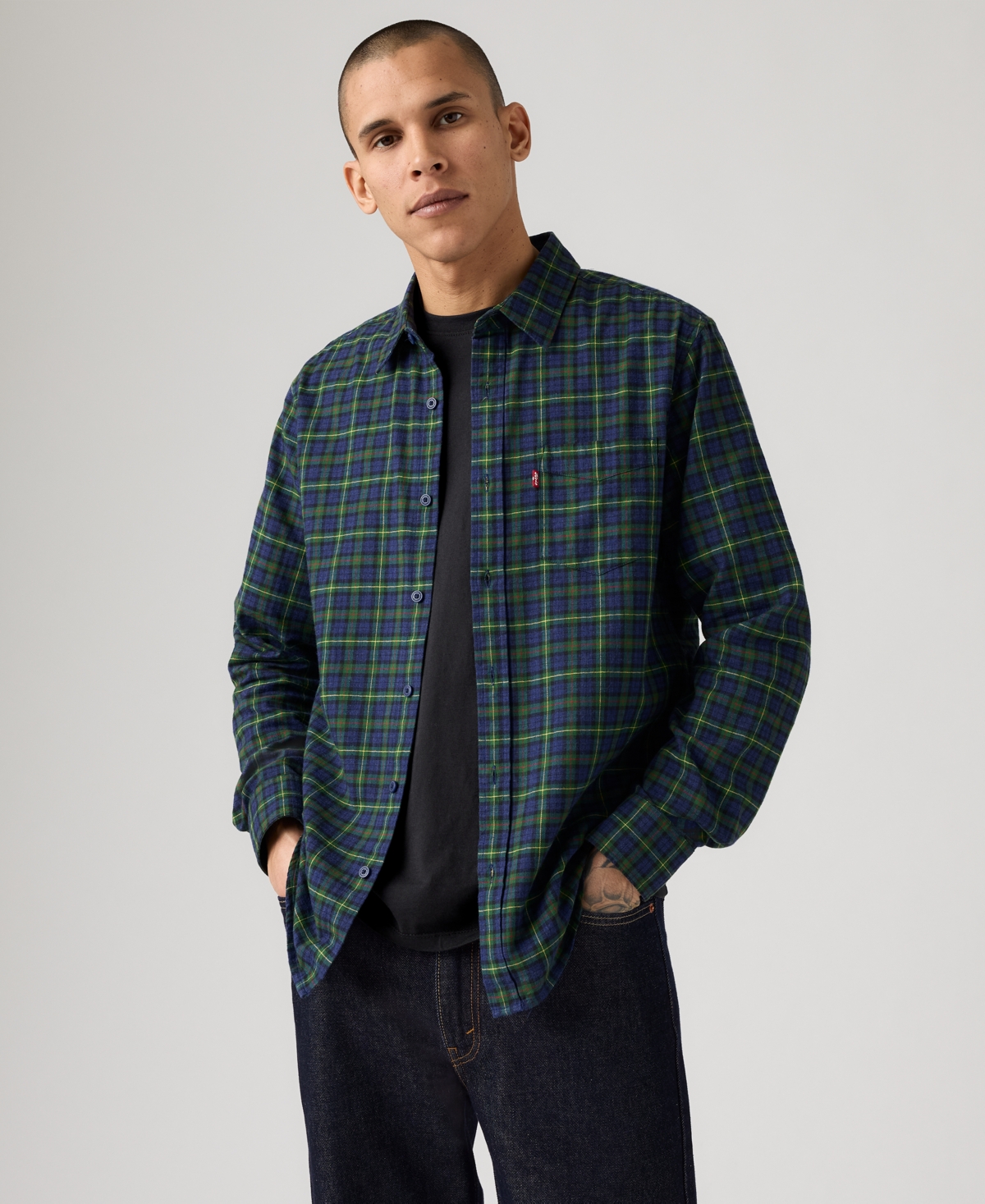 Levi's Men's Classic 1 Pocket Regular-Fit Long Sleeve Shirt