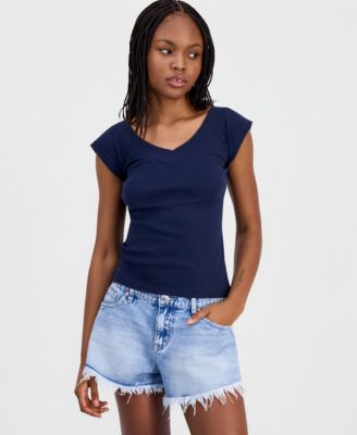 Juniors' Wide-Double-V-Neck Short-Sleeve Top