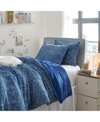 Peak of Cozy Oversized Comforter