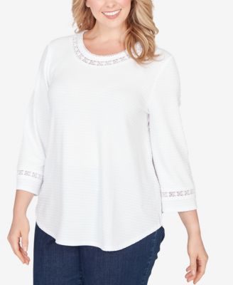 Plus Size Solid Clip Dot Lace Trim Knit Top