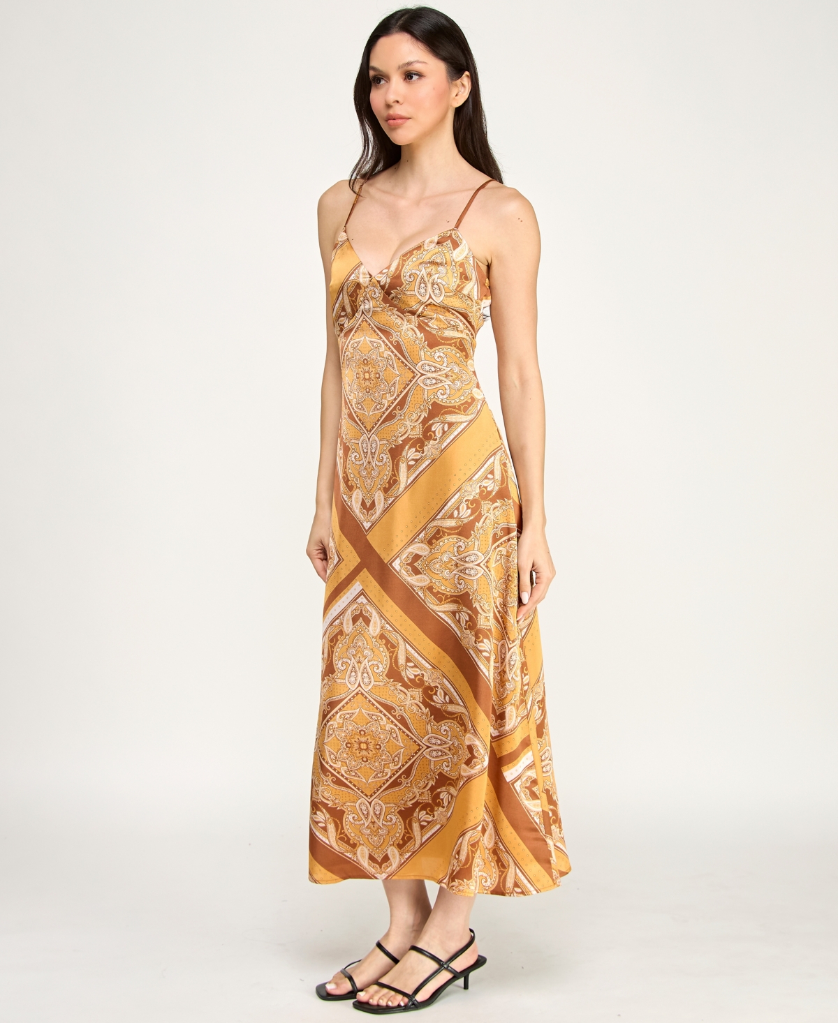 Row A Juniors' Sleeveless V-Neck Midi Dress