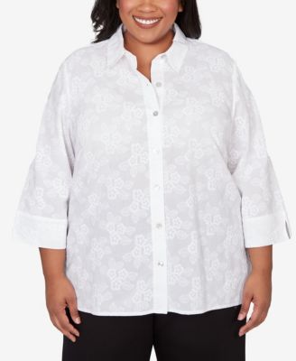 Plus Size Classic Collared Flower Embroidered Top
