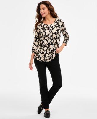 Women's Scoop-Neck 3/4-Sleeve Knit Top