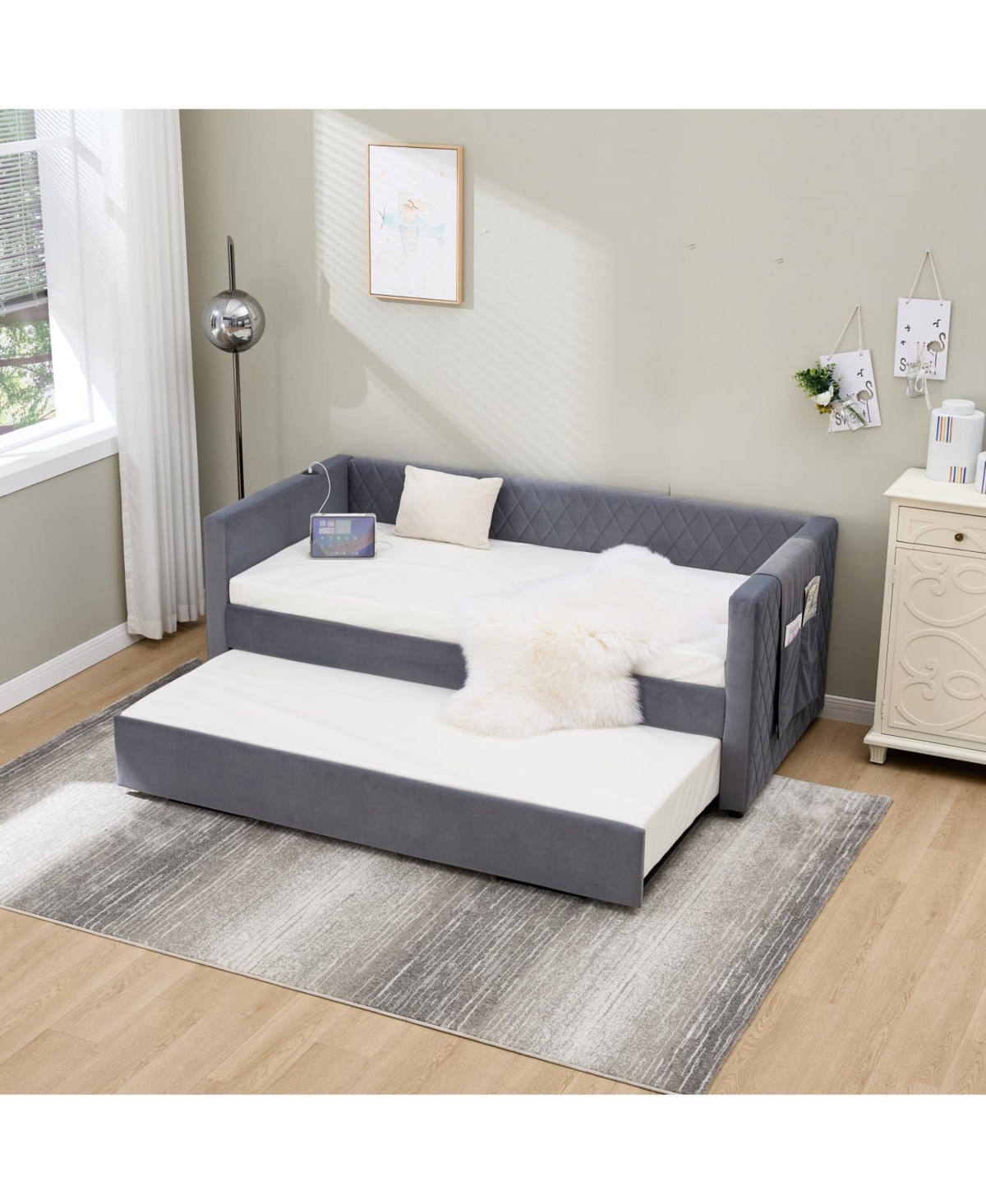 Streamdale Furniture Velvet Daybed