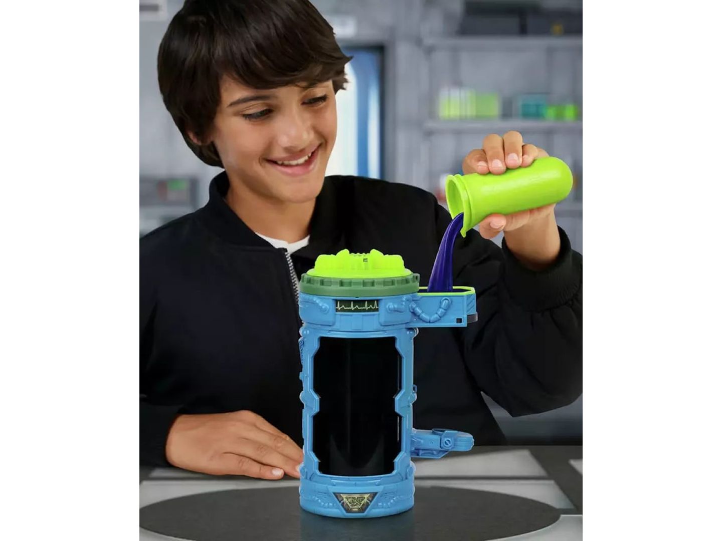 Детская фигурка Mr Beast Lab Mutation Chamber Rock Panther Action Figure — фото 3