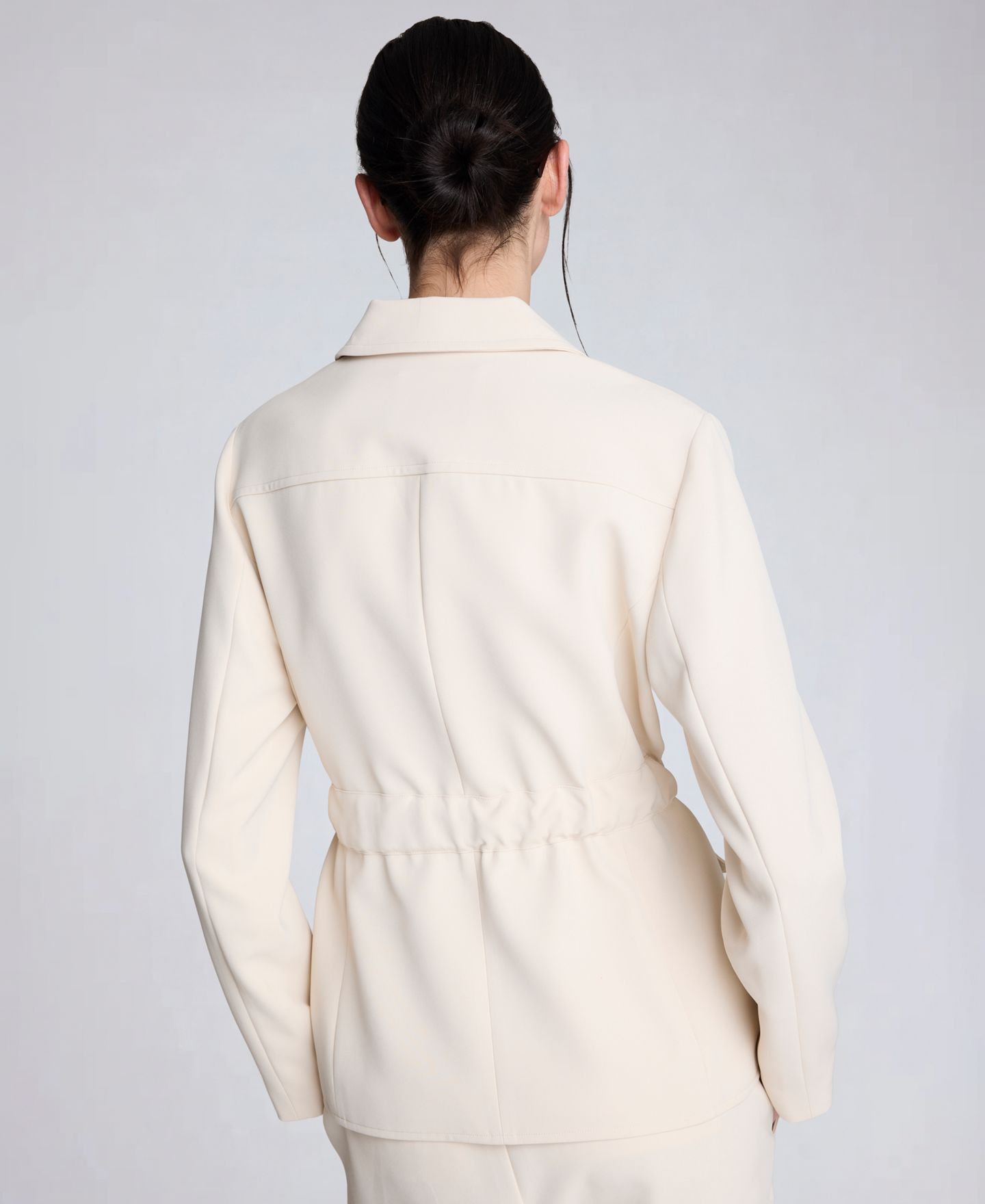 Женская куртка Kenneth Cole Notch Collar Vision Twill Belted, цвет: Устричный — фото 9