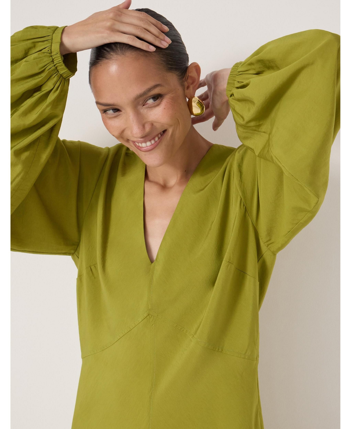 Hush Women's Grace V-Neck Long Sleeve Dress