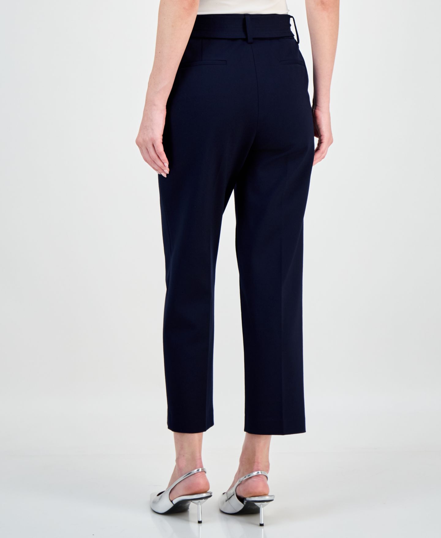 Женские брюки Bar III Compression Tie-Front Capris, цвет: Тёмно-синий — фото 4