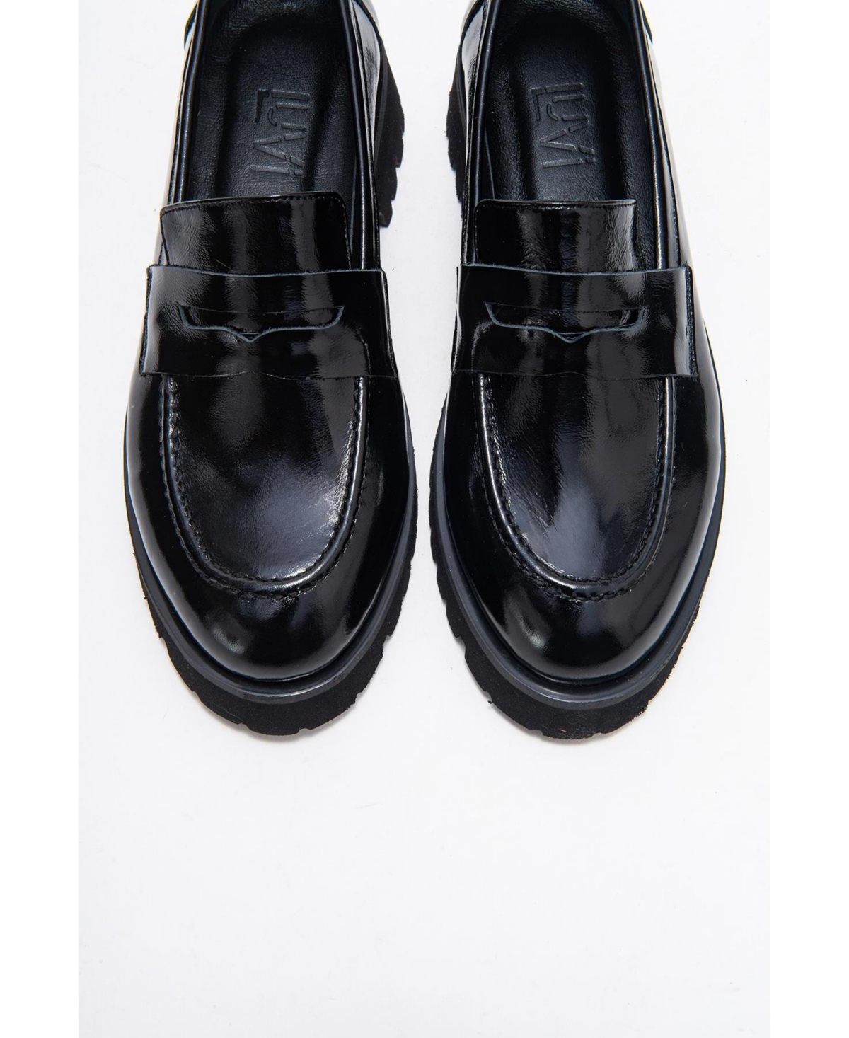 Forever & Always Women's Shoes Vionel Leather Loafer (Women)