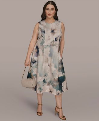 Plus Size Sleeveless Midi Dress