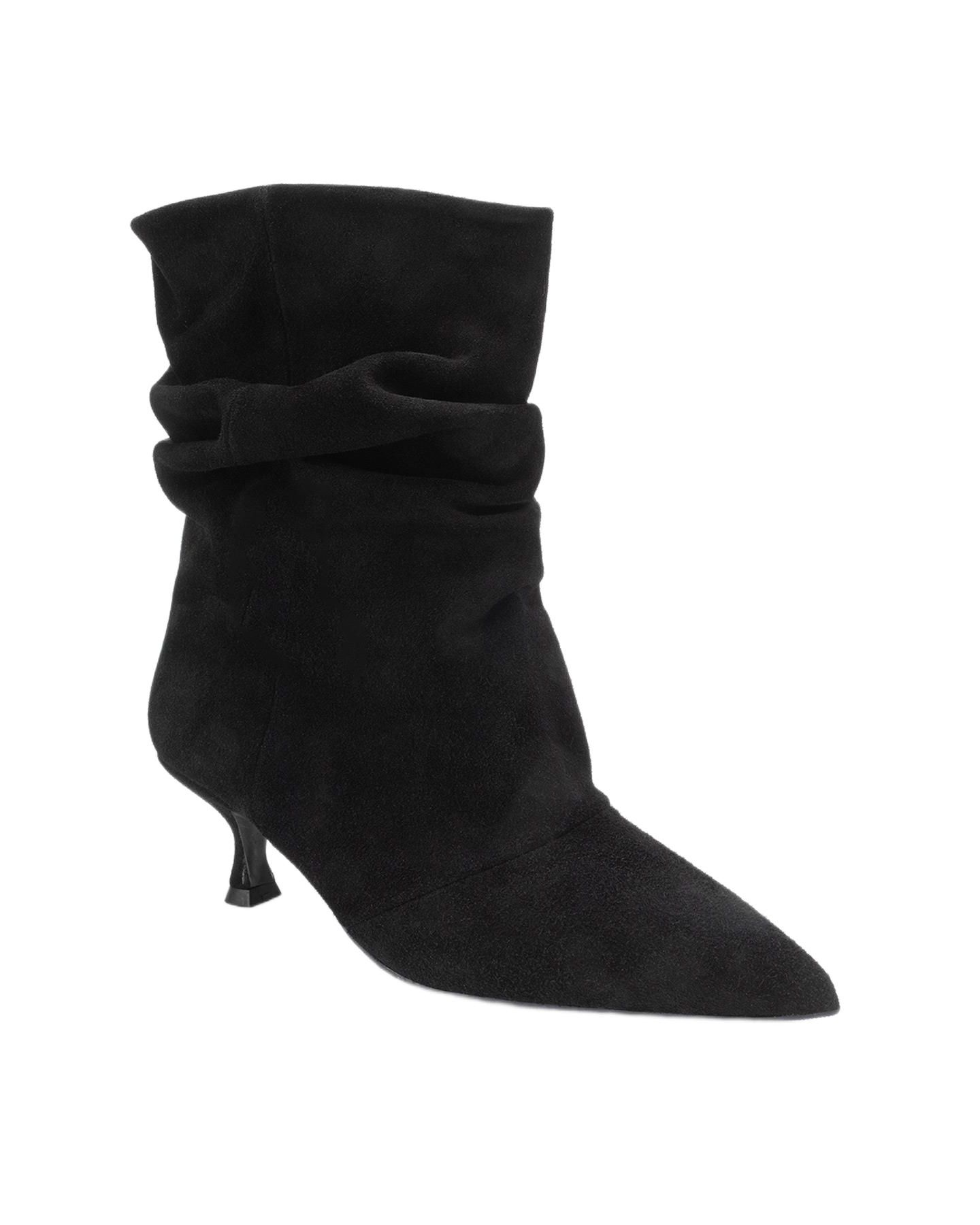 Женские ботинки Forever & Always Shoes Balei Leather Pointed Toe Boot, цвет: Чёрный замшевый — фото 1