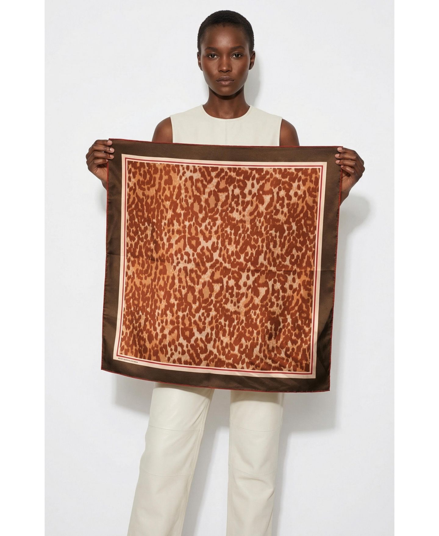 Женский шарф Jessie Zhao New York Leopard Allure Double Sided Silk, цвет: Коричневый — фото 2