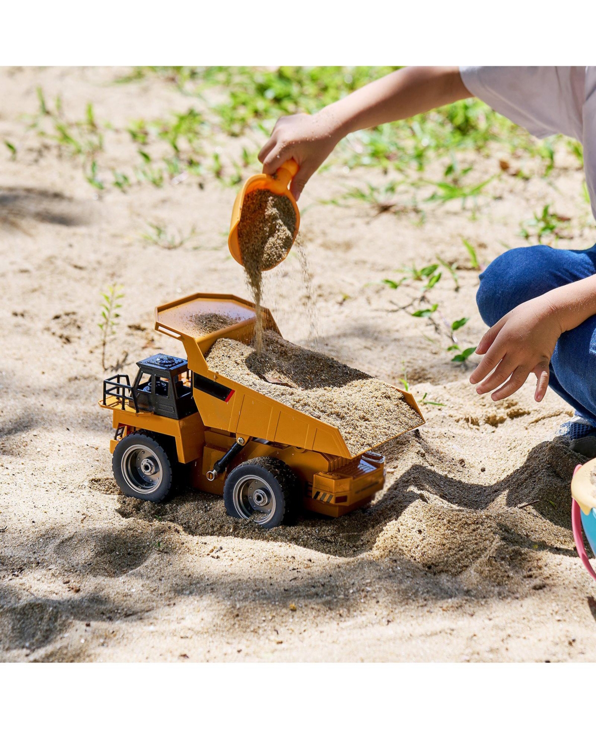 Slickblue Rc Dump Truck Toy, 9-Channel 1:18 Scale, Remote Control Dump Truck Rc Construction Vehicle Truck Toy