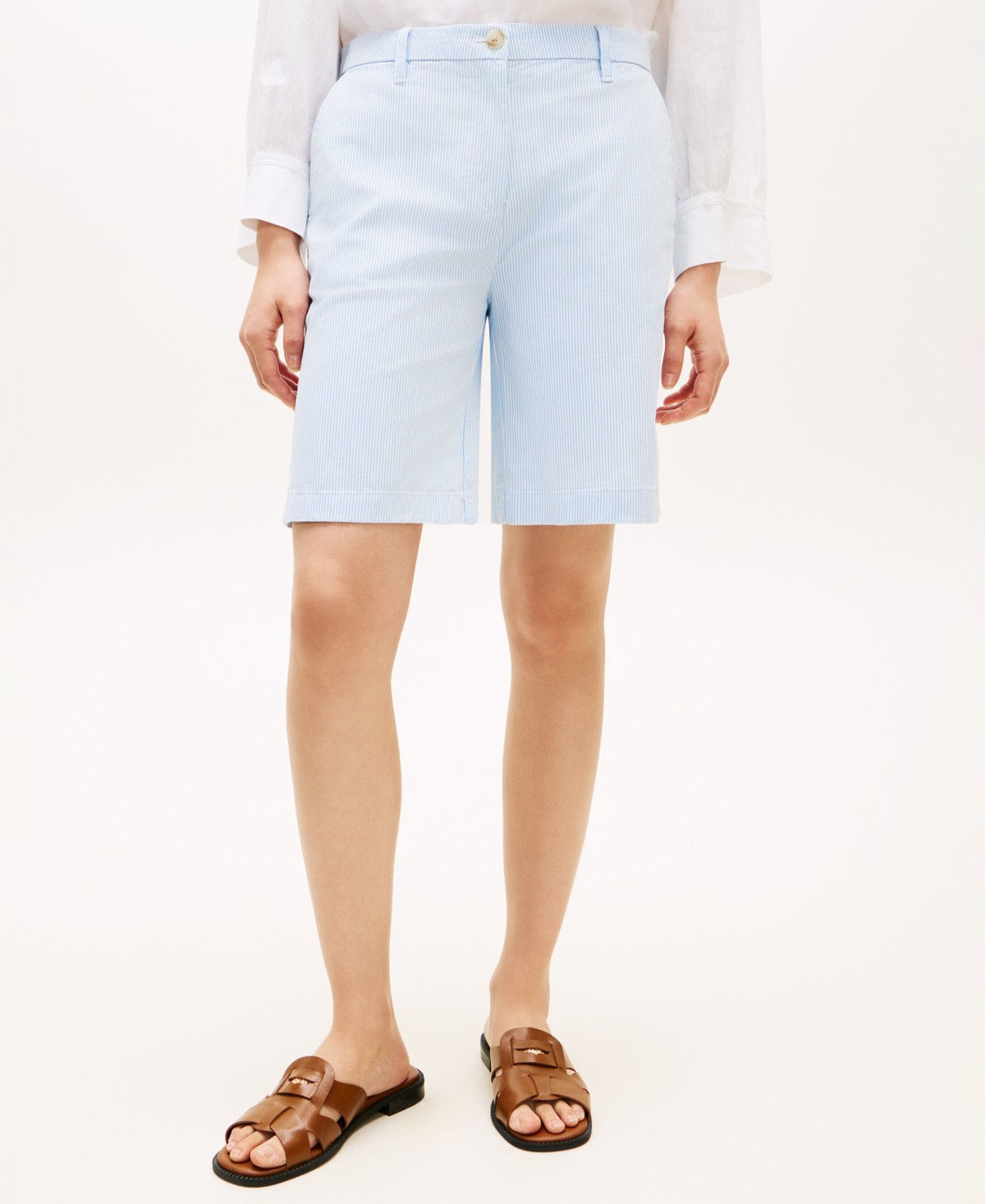 Женские Tommy Hilfiger Women's Twill Slim Straight Shorts — фото 1
