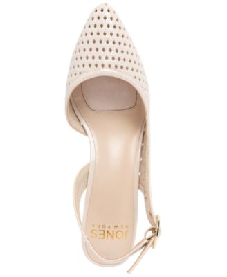 Women's Candree Closed Toe Dress Pumps