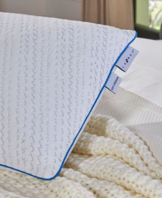 Foam Density Pillow in Soft/Medium, Queen