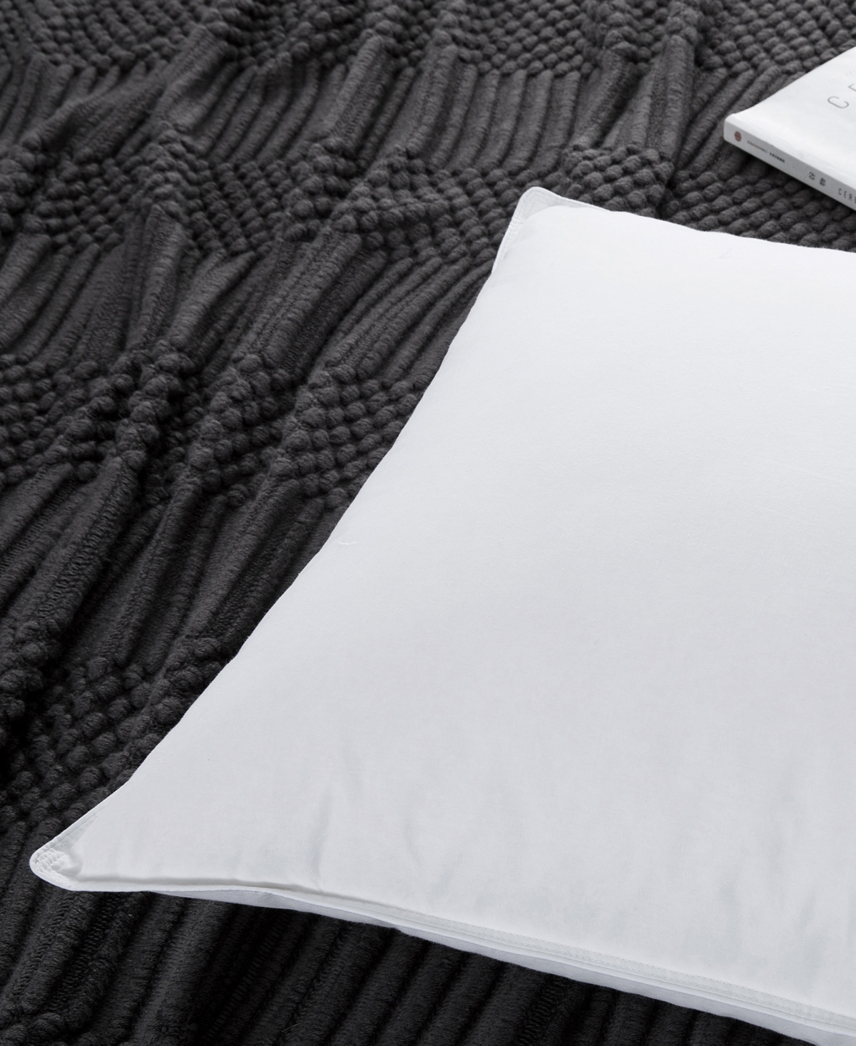 Unikome Medium Firm Goose Feather Down 2-Pack Pillows