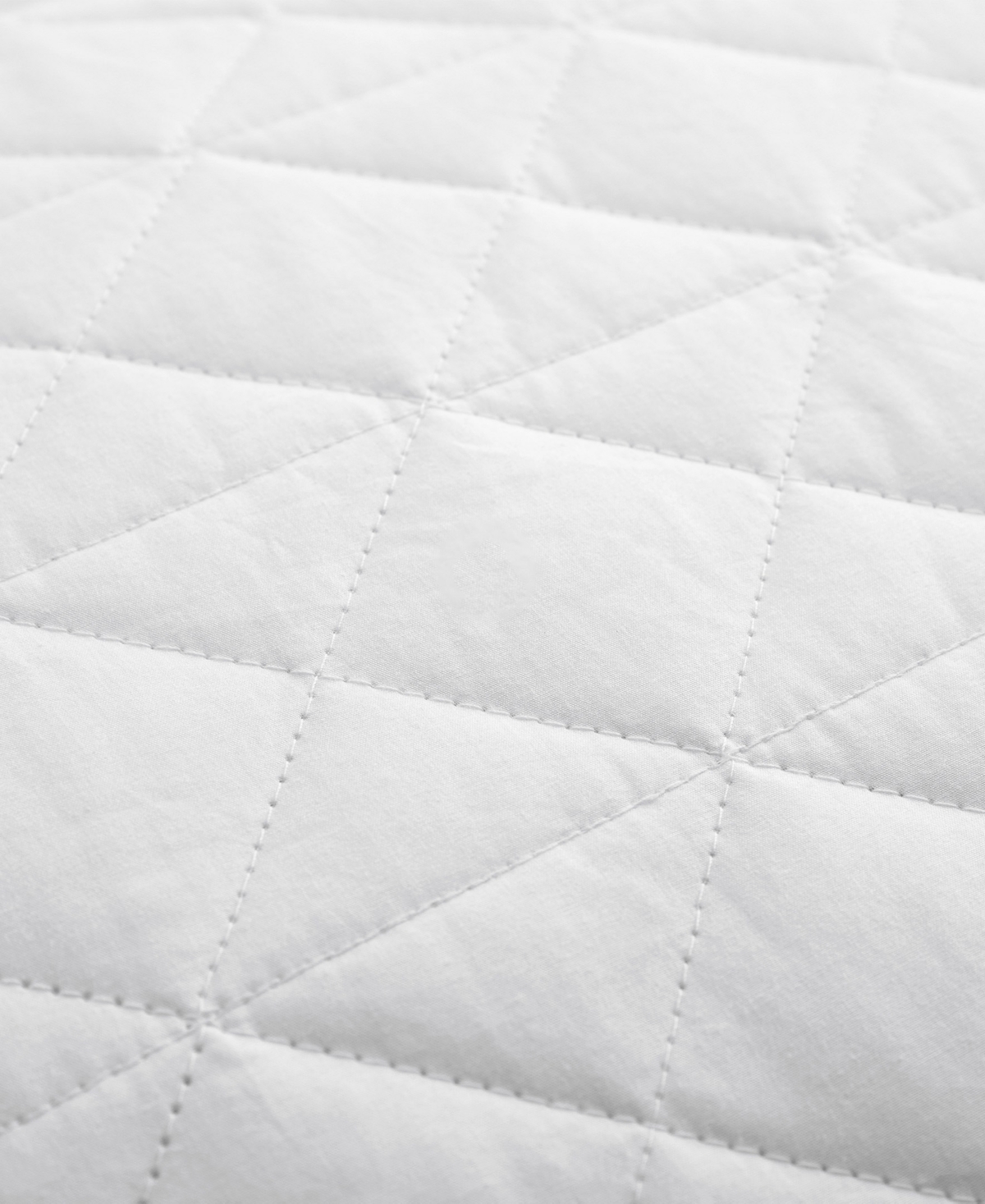 Unikome Wave Quilted Goose Feather 2-Pack Pillows