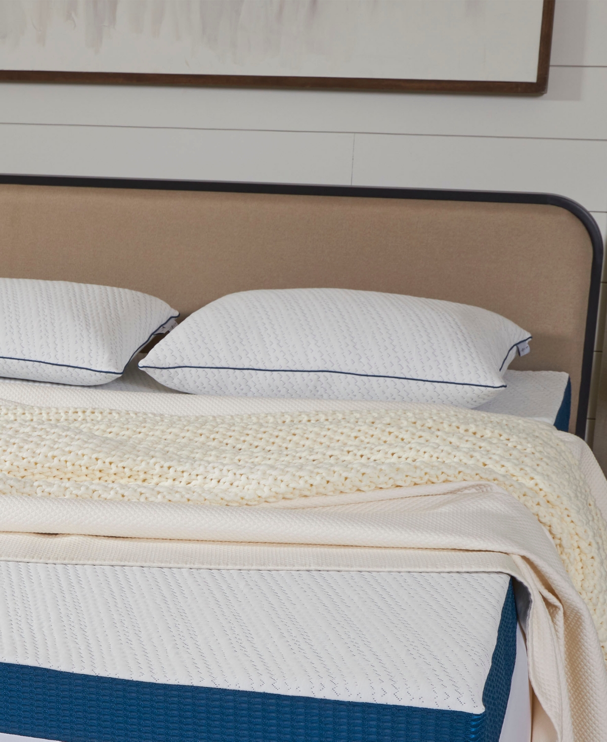 La-z-Boy Down Alternative Traditional Pillow, King