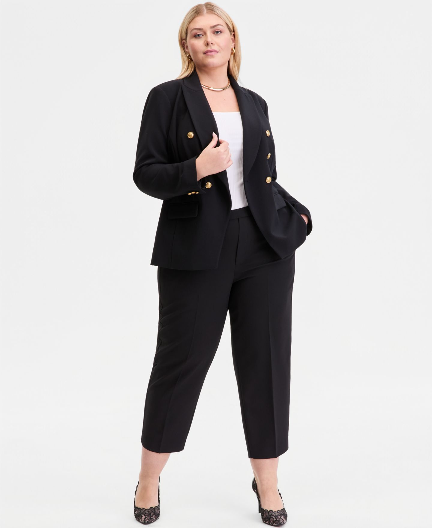 Женские брюки I.N.C. International Concepts Plus Cropped Pull-On, цвет: Глубокий чёрный — фото 1