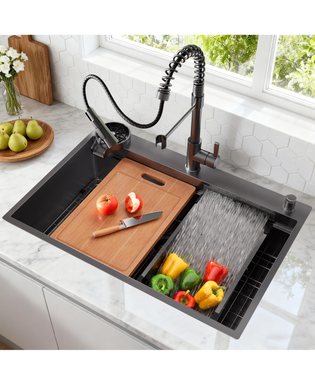 flynama huluwat Gunmetal Black Waterfall Kitchen Sink Workstation Smart Pull Out Faucet Combo