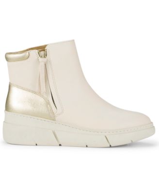 Women's Lakelyn Wedge Bootie