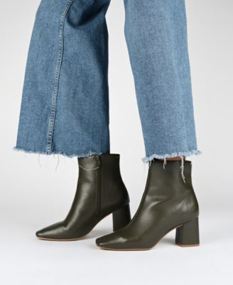 Women's Haylinn Block Heel Dress Booties