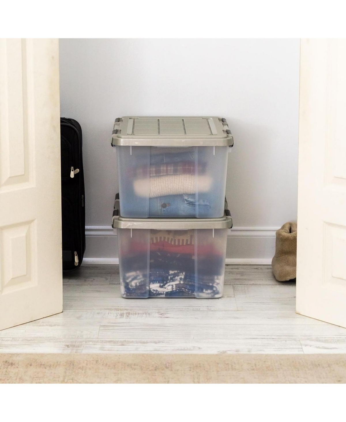 Iris Usa 44 Qt Storage Bins with Gasket Seal Lid, Clear/Chrome, 2Pk