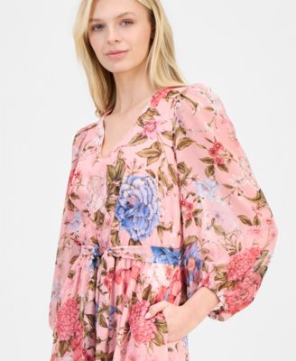 Women's Belted V-Neck Dress