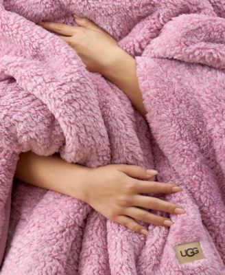 Classic UGGfluff Throw, 50" x 70"