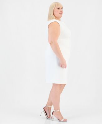 Plus Size Sleeveless Sheath Dress