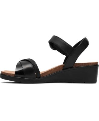 Women's Kacha Wave Round Toe Sandals