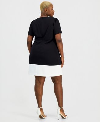 Plus Size Colorblock Short-Sleeve Shift Dress
