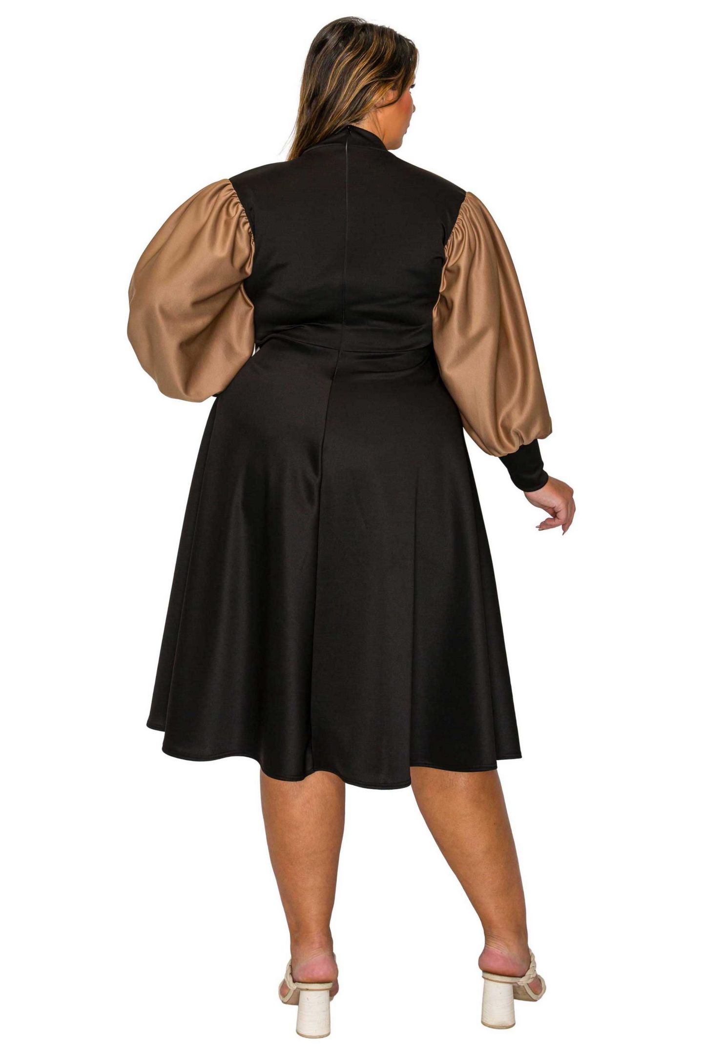 Женское платье L I V D Plus Size Calissa Colorblock Midi, цвет: Чёрный мокко — фото 3