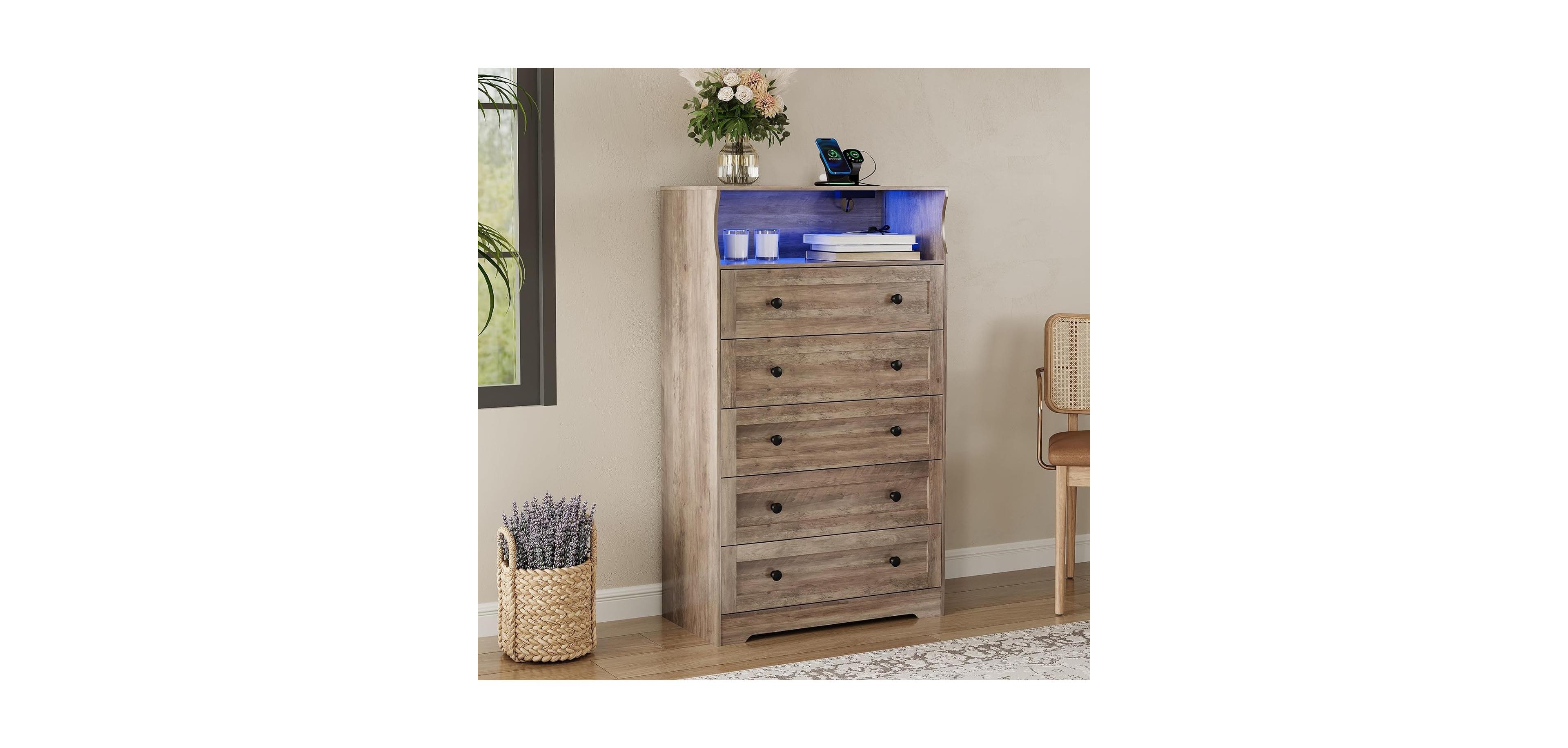 gaomon 5-Drawer Wooden Dresser with Led Lights & Charging Station, Modern Nightstand Chest for Bedroom