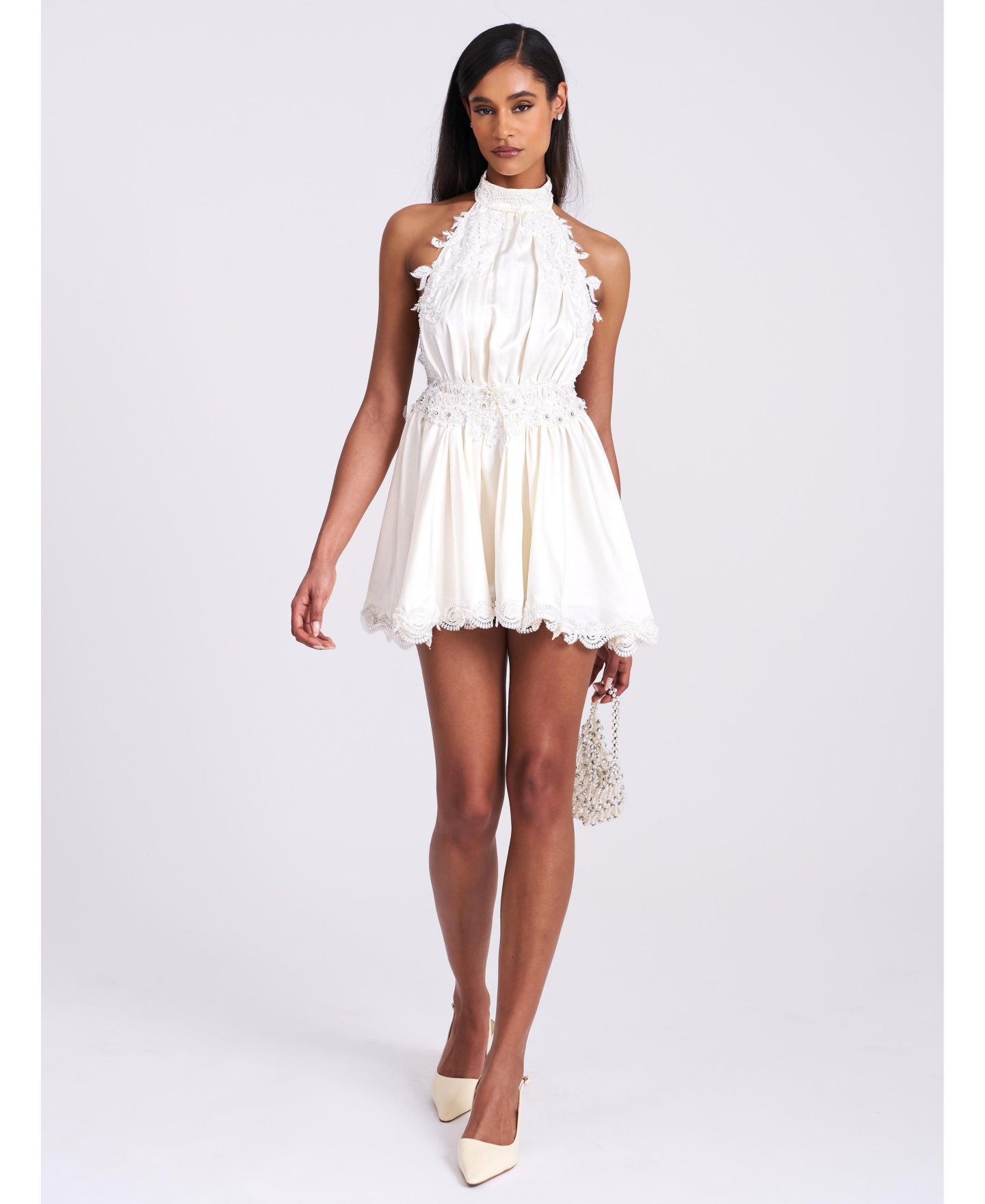 Женское платье Miss Circle Idalia Beaded Lace Trim Backless Halter Mini, цвет: Белый — фото 4