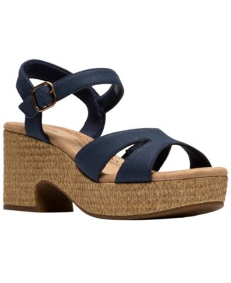 Clarks Women's Nerisa Twist Round Toe Wedge Sandals