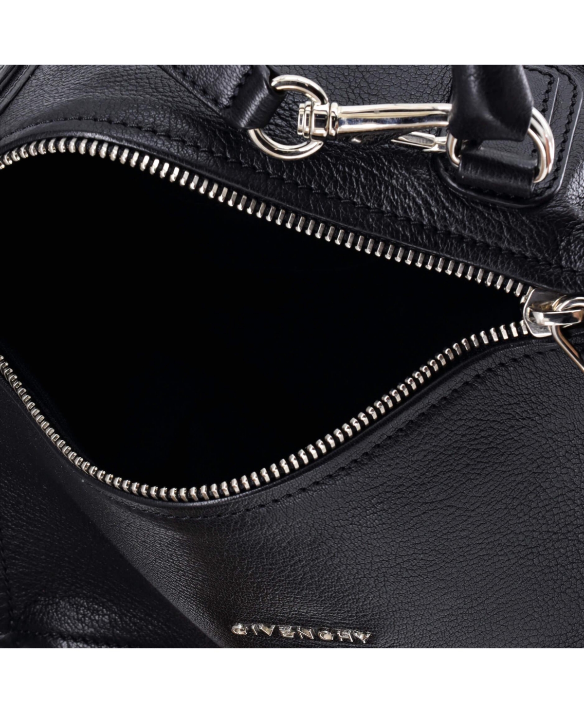 Pre-Owned Givenchy Small Pandora Bag Leather