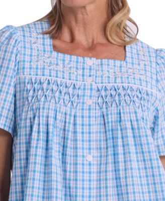 Women's Window Pane Printed Square Neck Short Grip Robe