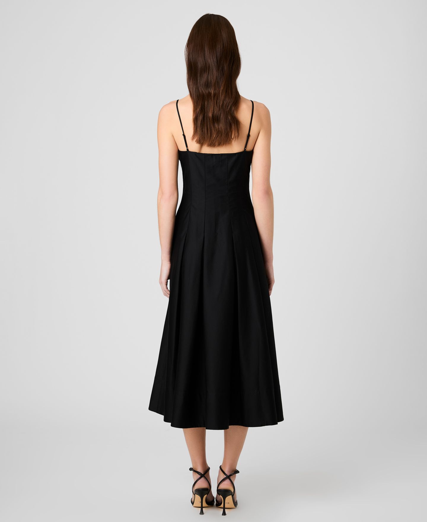 Женское платье French Connection Sateen Pleated Midi, цвет: Чёрный — фото 5