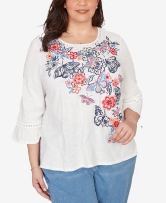 Plus Size Austin Embroidered Butterfly Crew Neck Knit Top