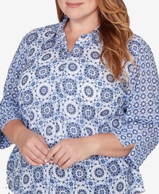 Plus Size Mykonos Geometric Button front closure Collared Top